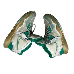 Nike Big Boys Size 3.5Y US Shoes Kyrie Infinity Keep Sue Fresh White &Green